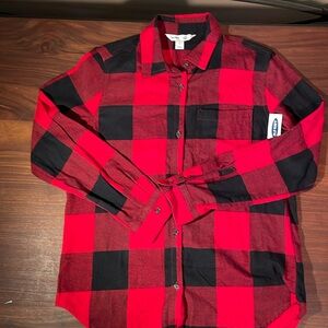 Old Navy classic shirt red and black women’s size M flannel buffalo plaid
